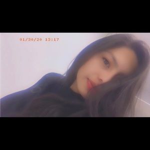 Meet your Posher, Angie